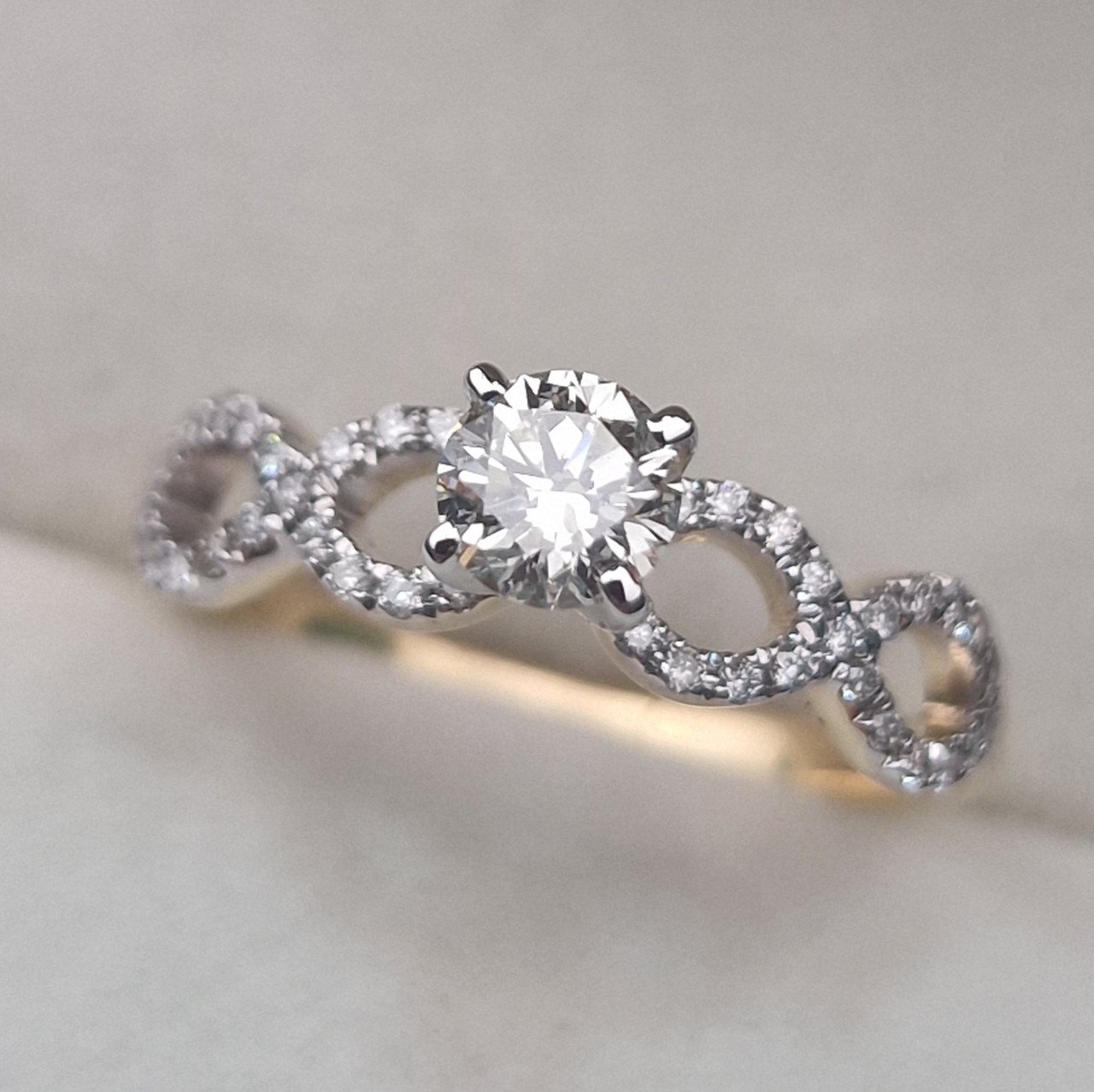 Кольцо Deimantas 104833074 17р 2,64гр 0,60ct. купить,NaN