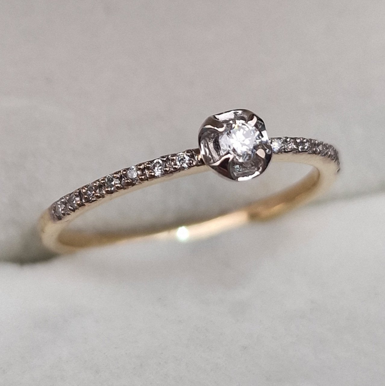 Кольцо Deimantas 105081221 16,5р 1,22гр 0,115ct. купить,NaN