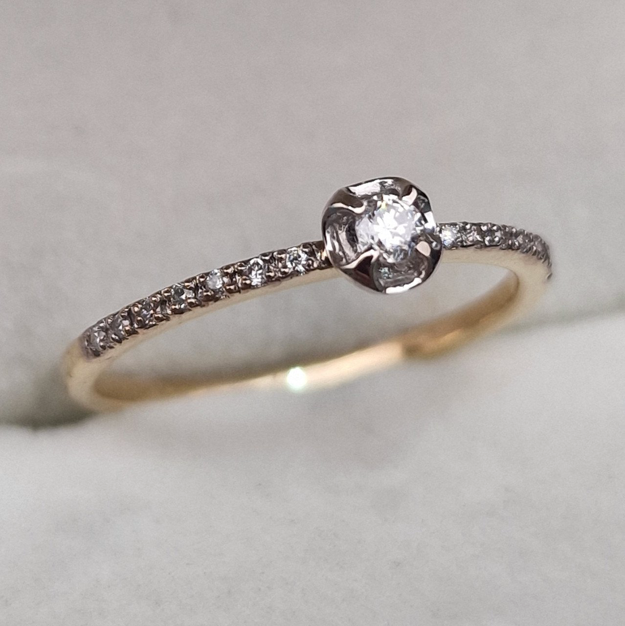 Кольцо Deimantas 105081221 16,5р 1,22гр 0,115ct. купить,NaN