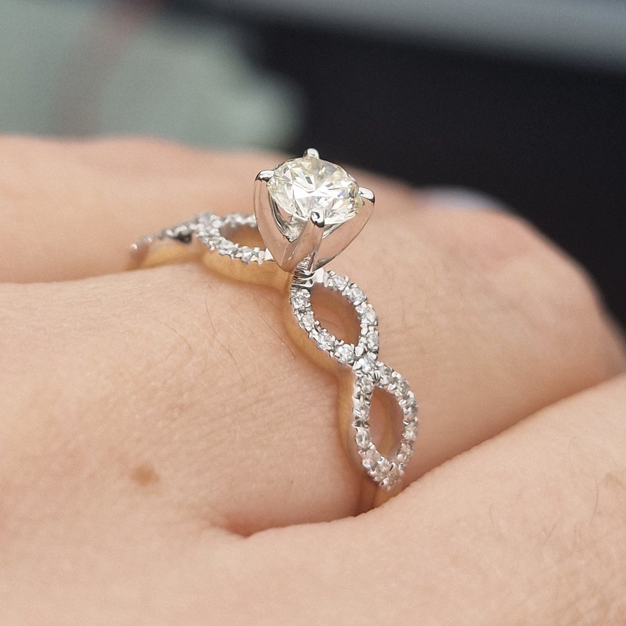Кольцо Deimantas 104833074 17р 2,64гр 0,60ct. купить,NaN