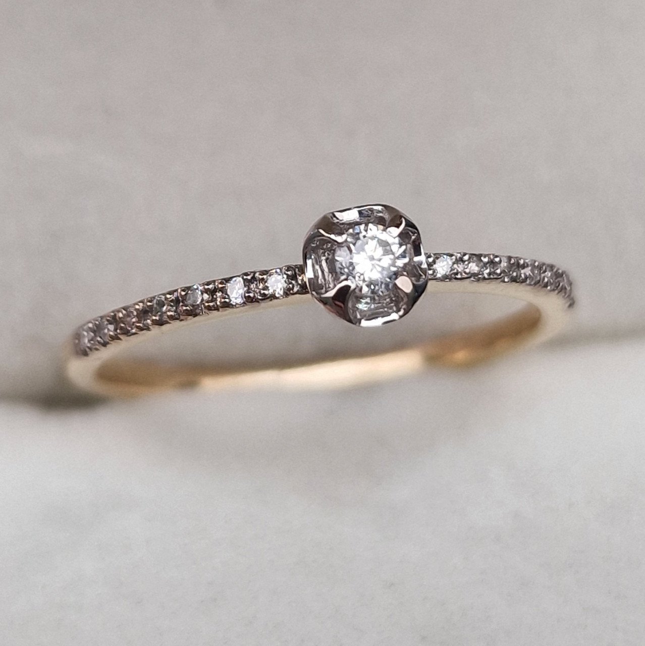 Кольцо Deimantas 105081221 16,5р 1,22гр 0,115ct. купить,NaN
