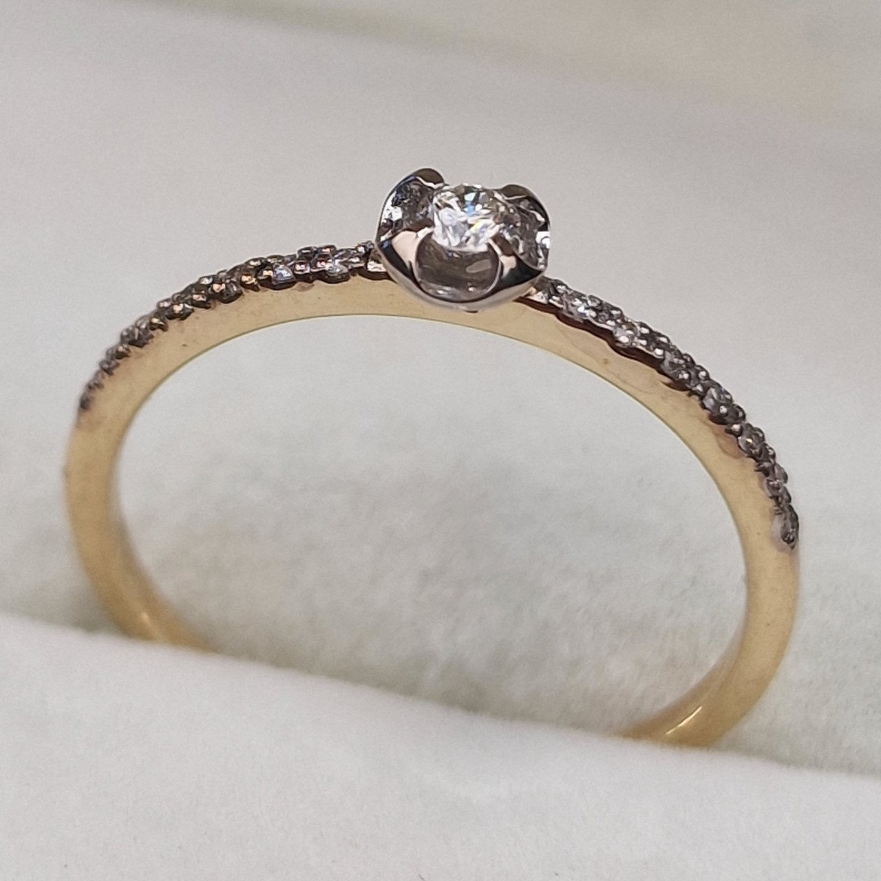 Кольцо Deimantas 105081221 16,5р 1,22гр 0,115ct. купить,NaN