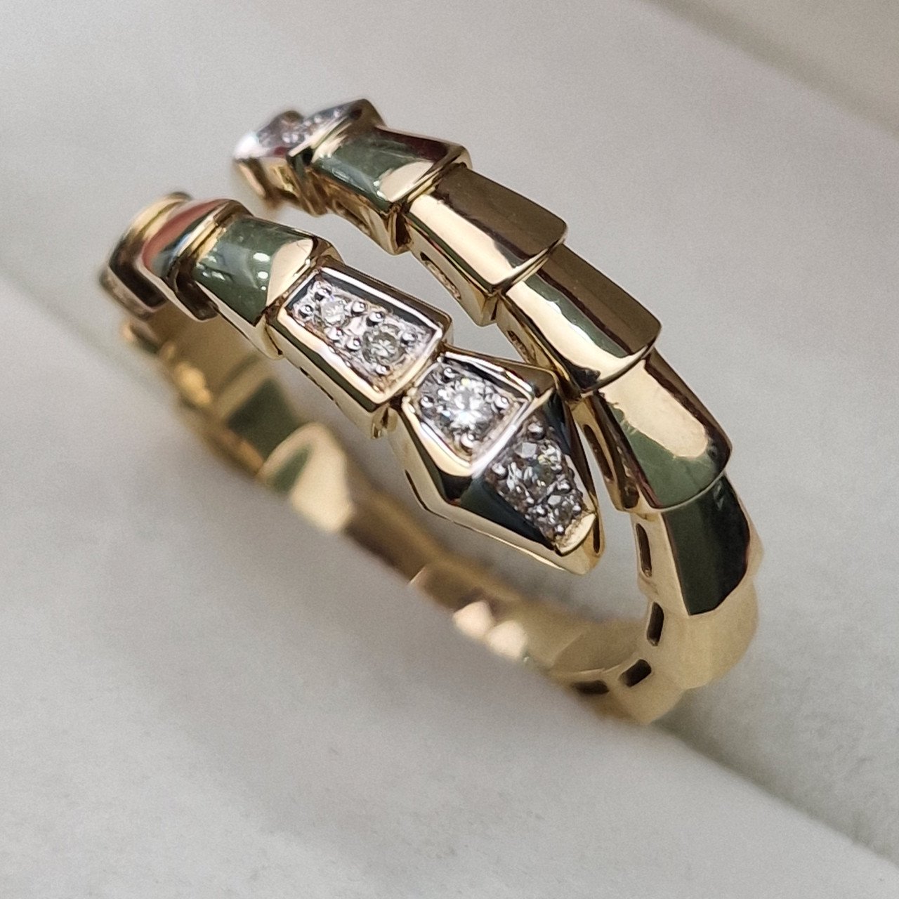 Кольцо Deimantas 105079963 18,5р 6,14гр 0,223ct. купить,NaN
