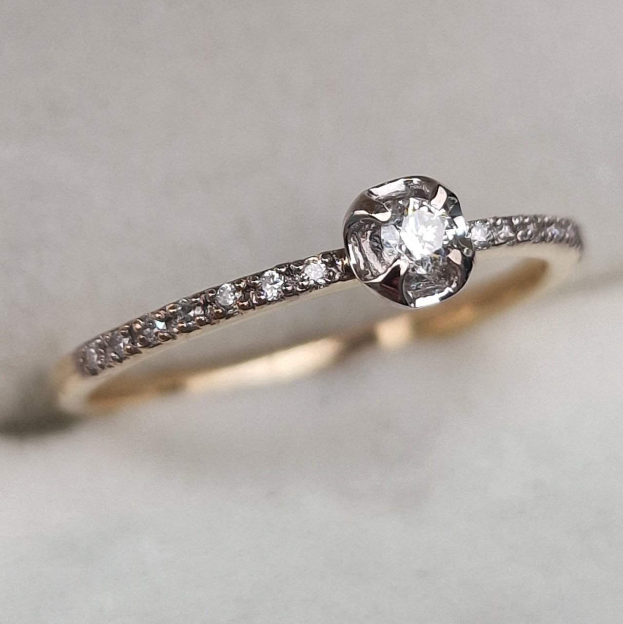 Кольцо Deimantas 105081221 16,5р 1,22гр 0,115ct. купить,NaN