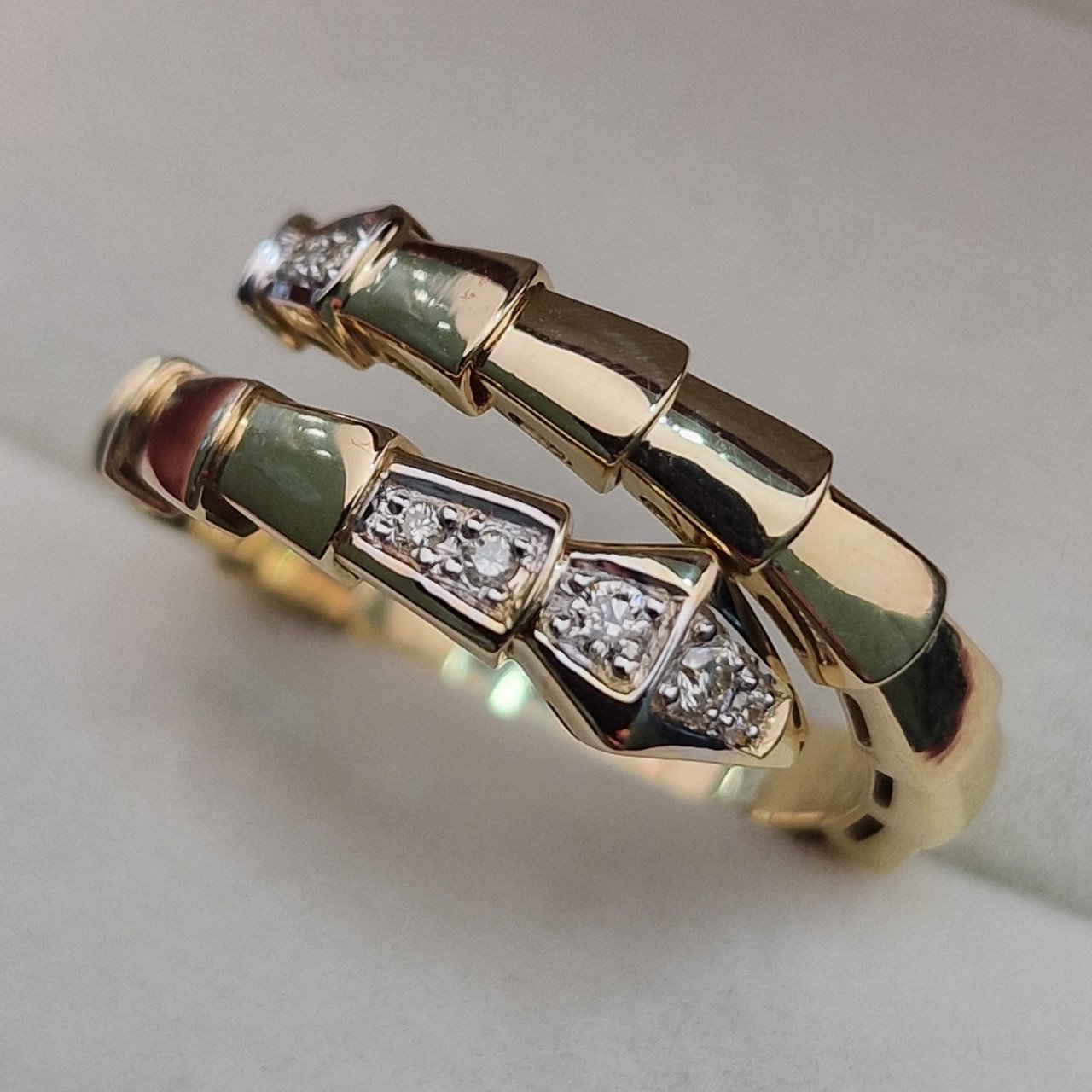 Кольцо Deimantas 105079963 18,5р 6,14гр 0,223ct. купить,NaN