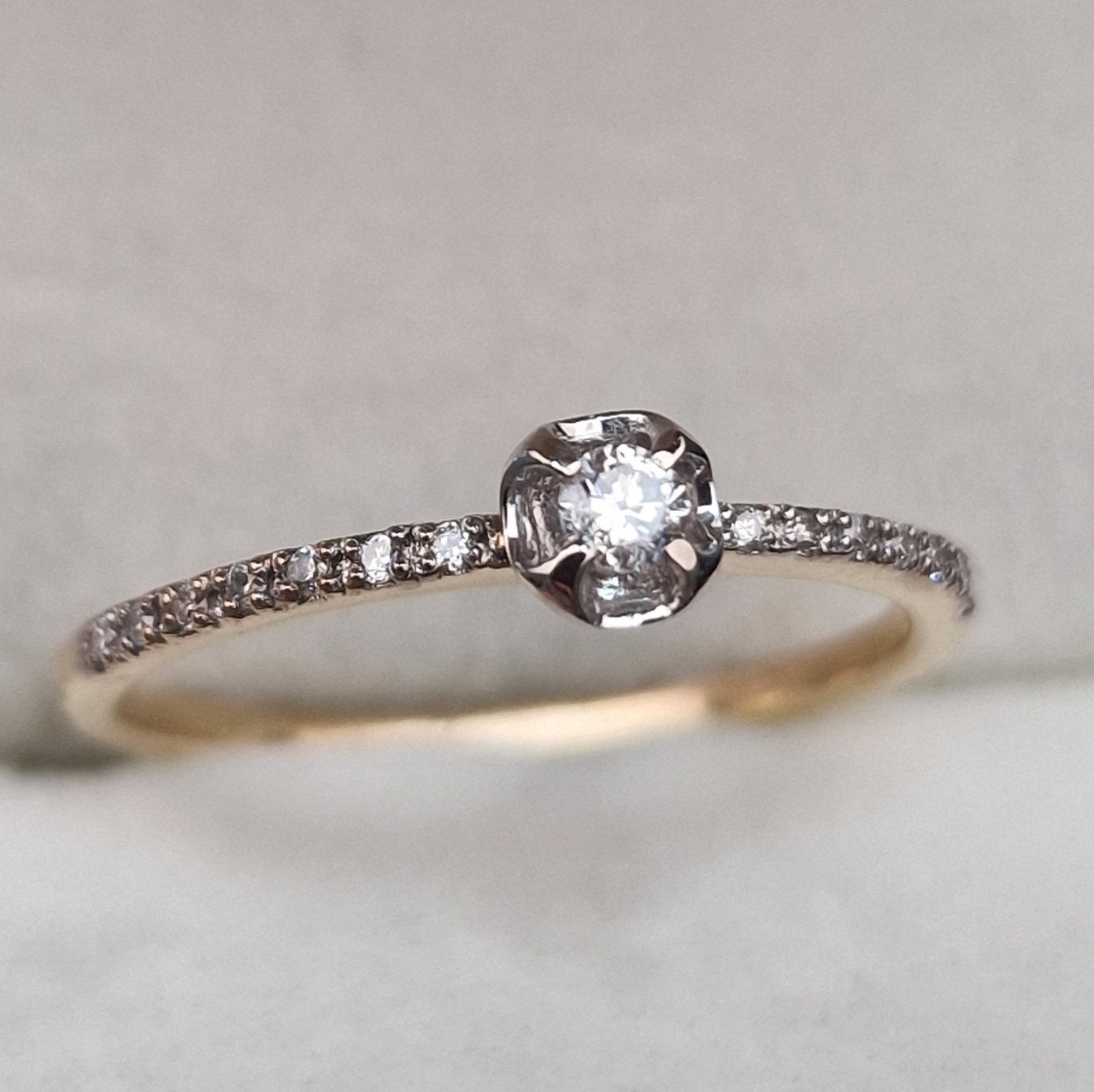 Кольцо Deimantas 105081221 16,5р 1,22гр 0,115ct. купить,NaN