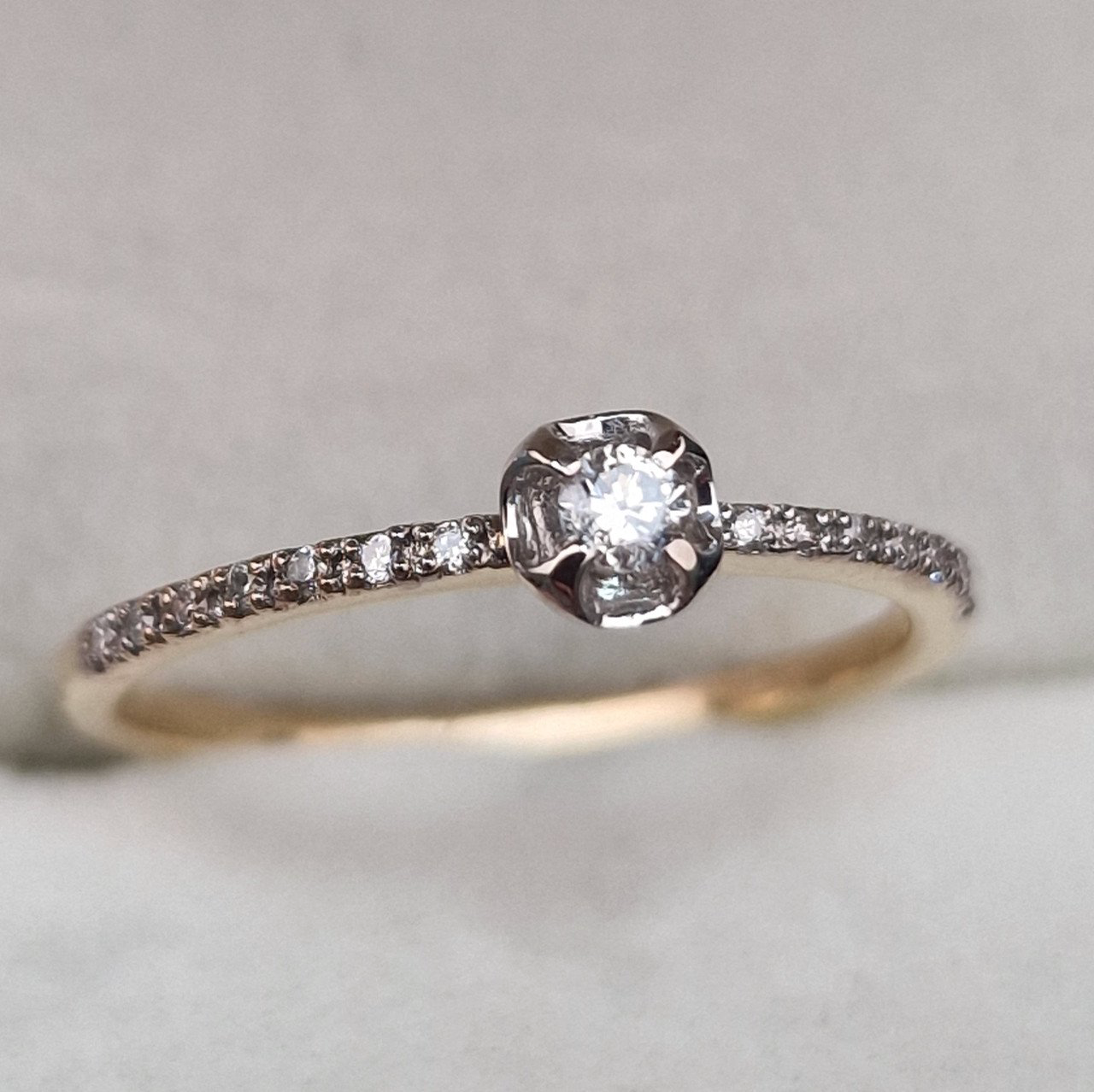 Кольцо Deimantas 105081221 16,5р 1,22гр 0,115ct. купить,NaN