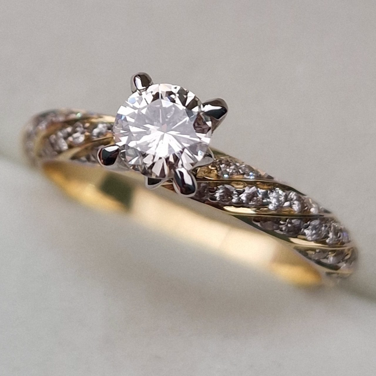 Кольцо Deimantas 103593282 16,5р 2,81гр 0,75ct. купить,NaN
