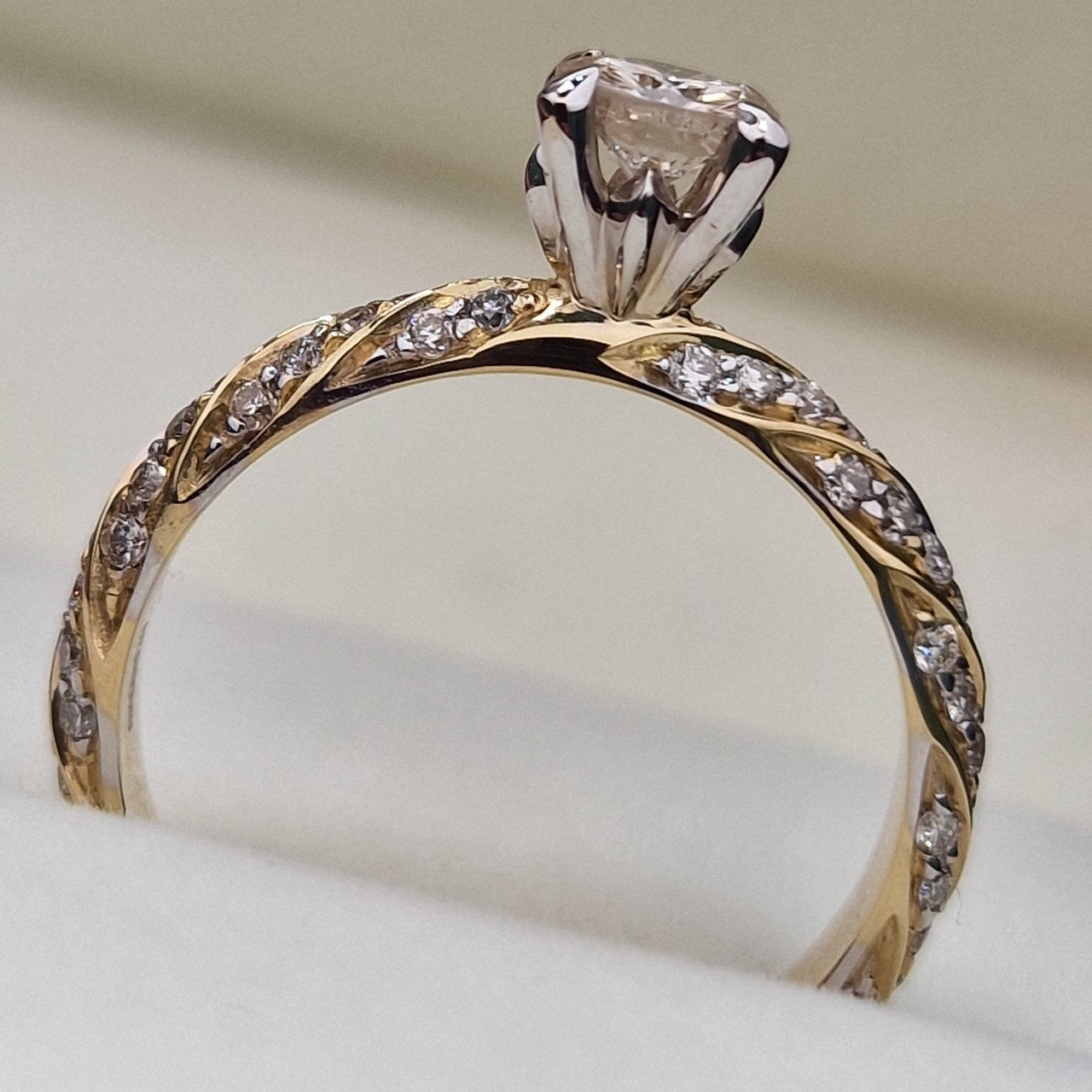 Кольцо Deimantas 103593282 16,5р 2,81гр 0,75ct. купить,NaN