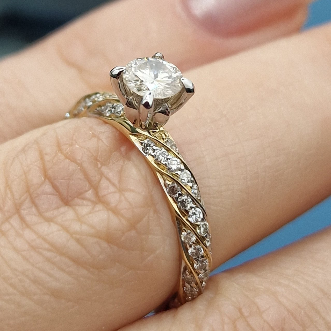 Кольцо Deimantas 103593282 16,5р 2,81гр 0,75ct. купить,NaN