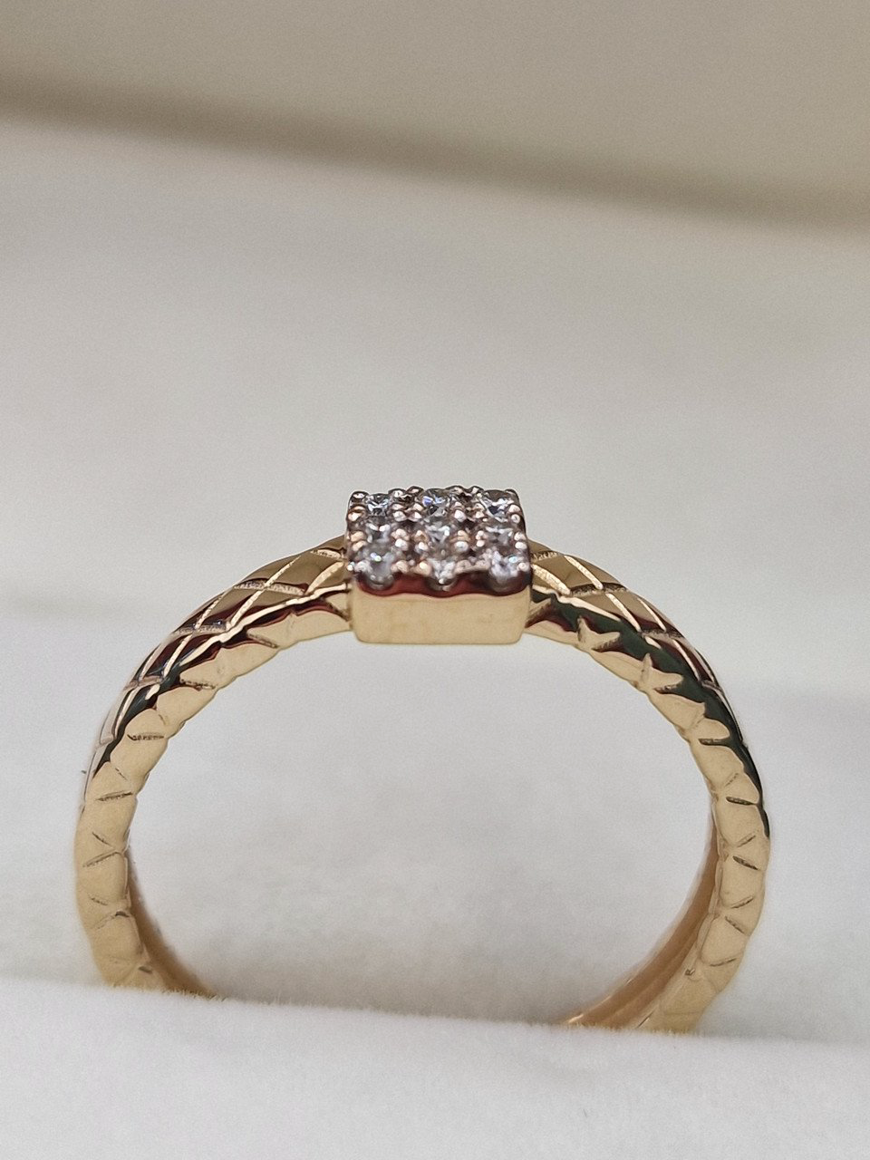 Кольцо Deimantas 105082620 18р 3,02гр 0,134ct. купить,NaN