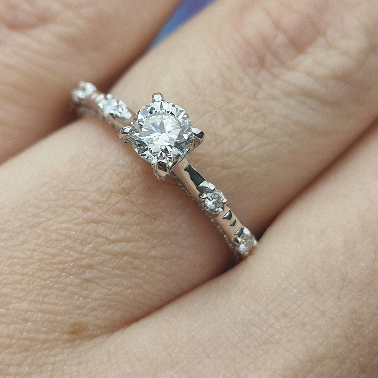 Кольцо Deimantas 104833835 17р 2,99гр 1,54ct. купить,NaN