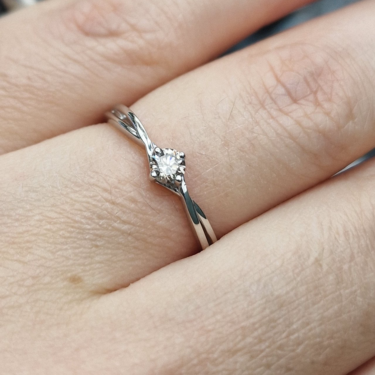 Кольцо Deimantas 105082625 17р 1,59гр 0,176ct. купить,NaN