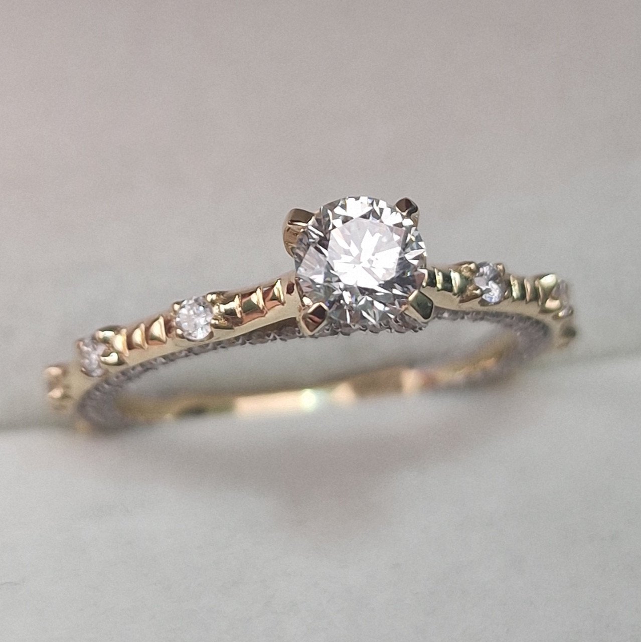 Кольцо Deimantas 104840573 17р 2,8гр 0,93ct. купить,NaN