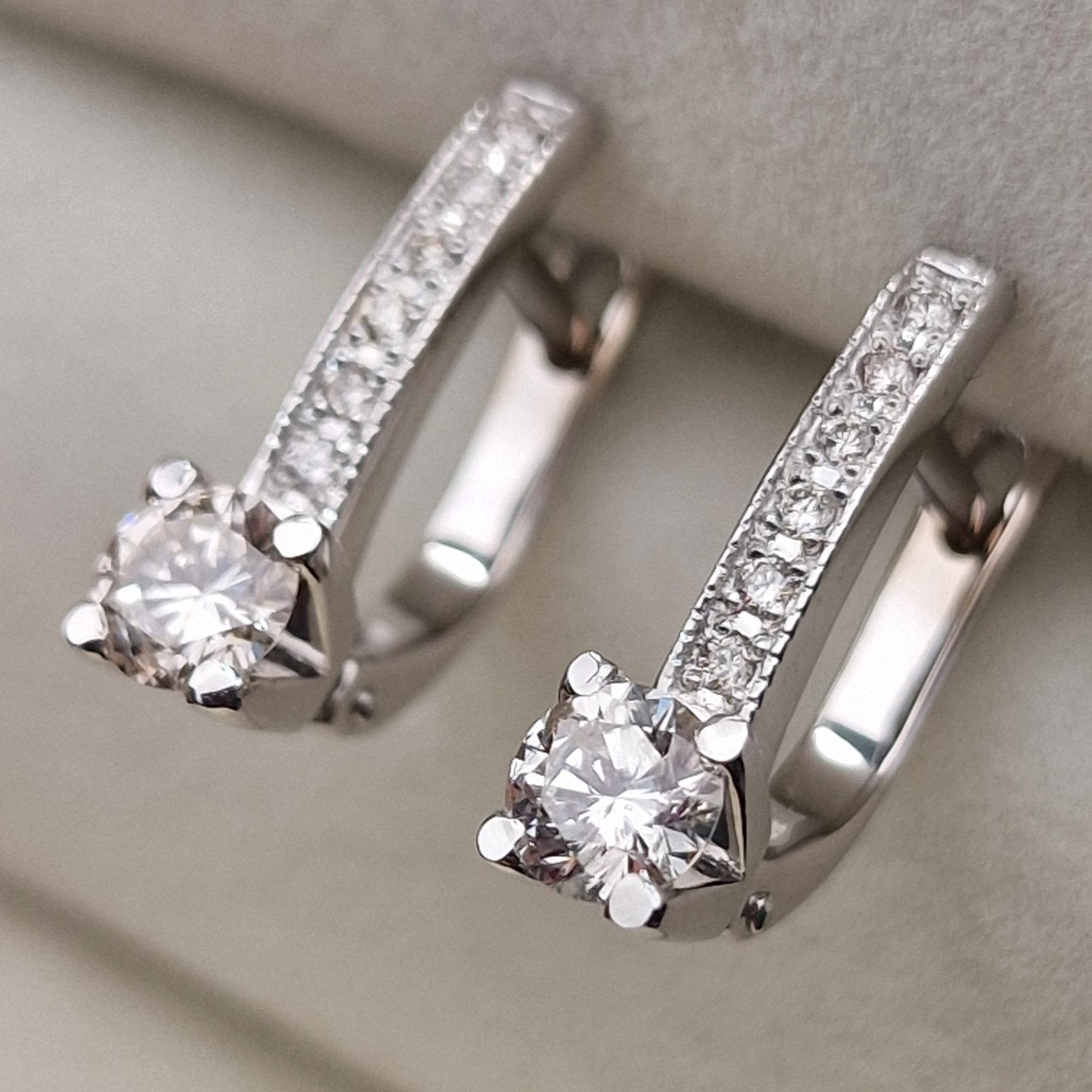 Серьги Deimantas 103610463 3,2гр 0,76ct. купить,NaN