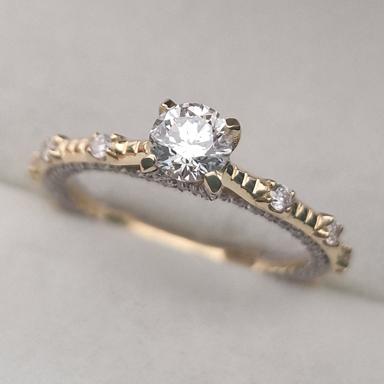 Кольцо Deimantas 104840573 17р 2,8гр 0,93ct. купить,NaN