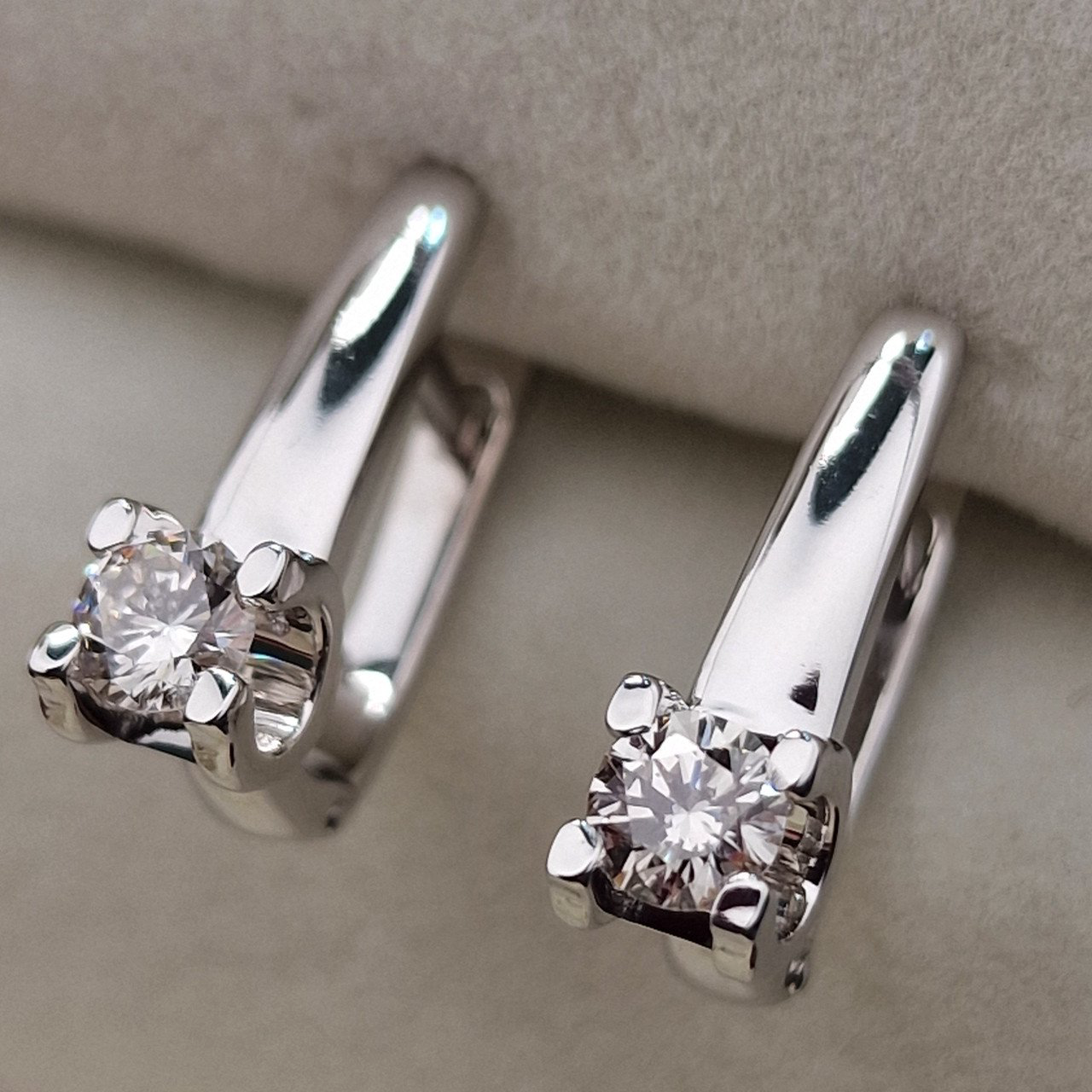 Серьги Deimantas 103610493 3,39гр 0,48ct. купить,NaN