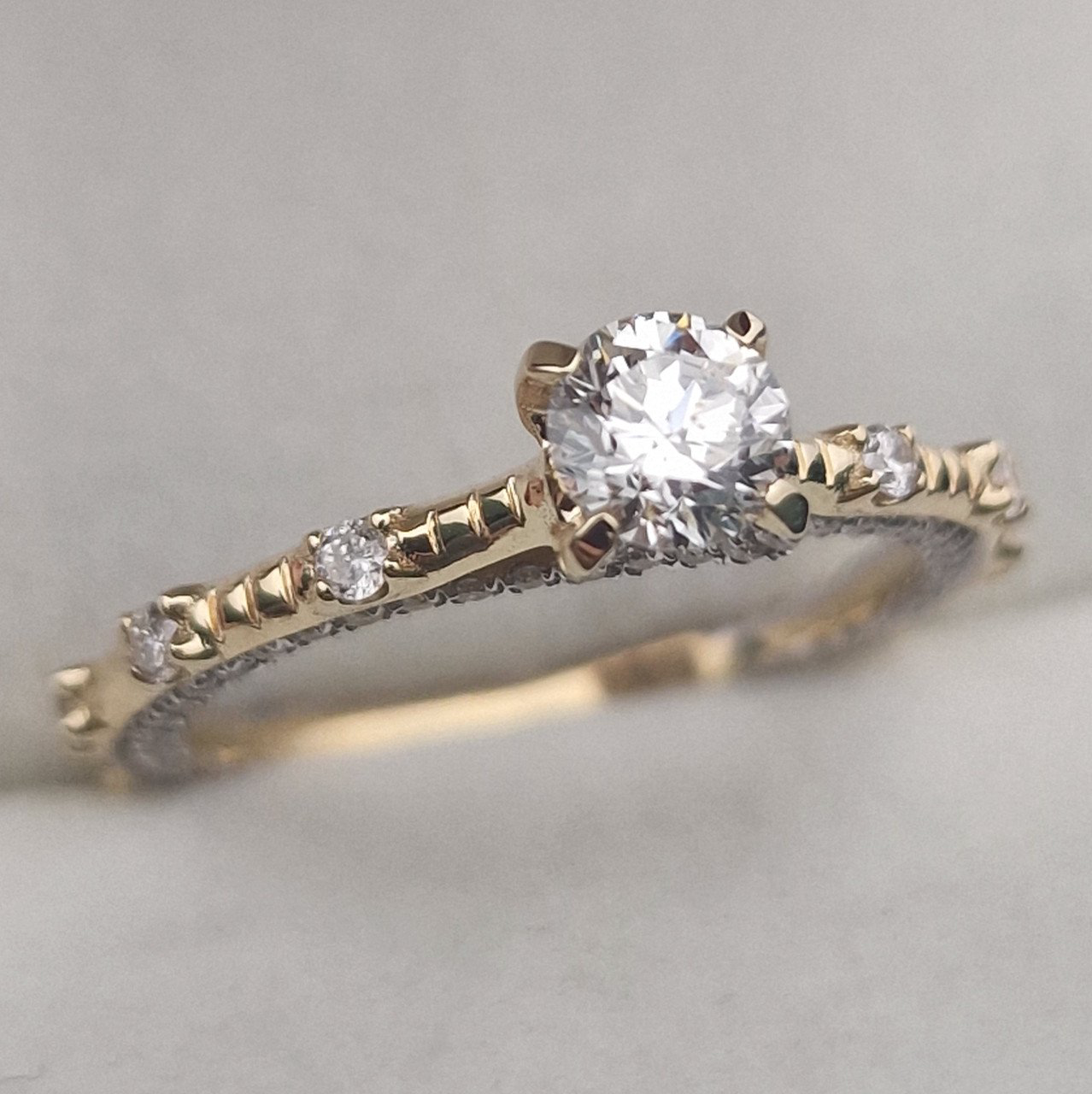 Кольцо Deimantas 104840573 17р 2,8гр 0,93ct. купить,NaN