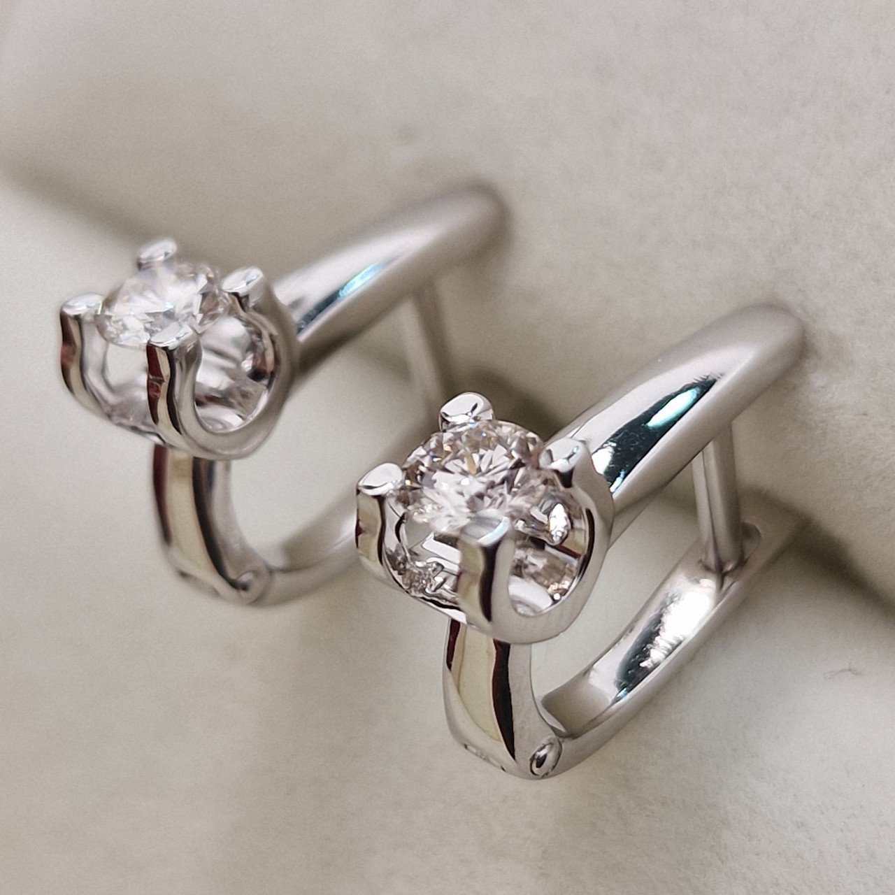 Серьги Deimantas 103610493 3,39гр 0,48ct. купить,NaN