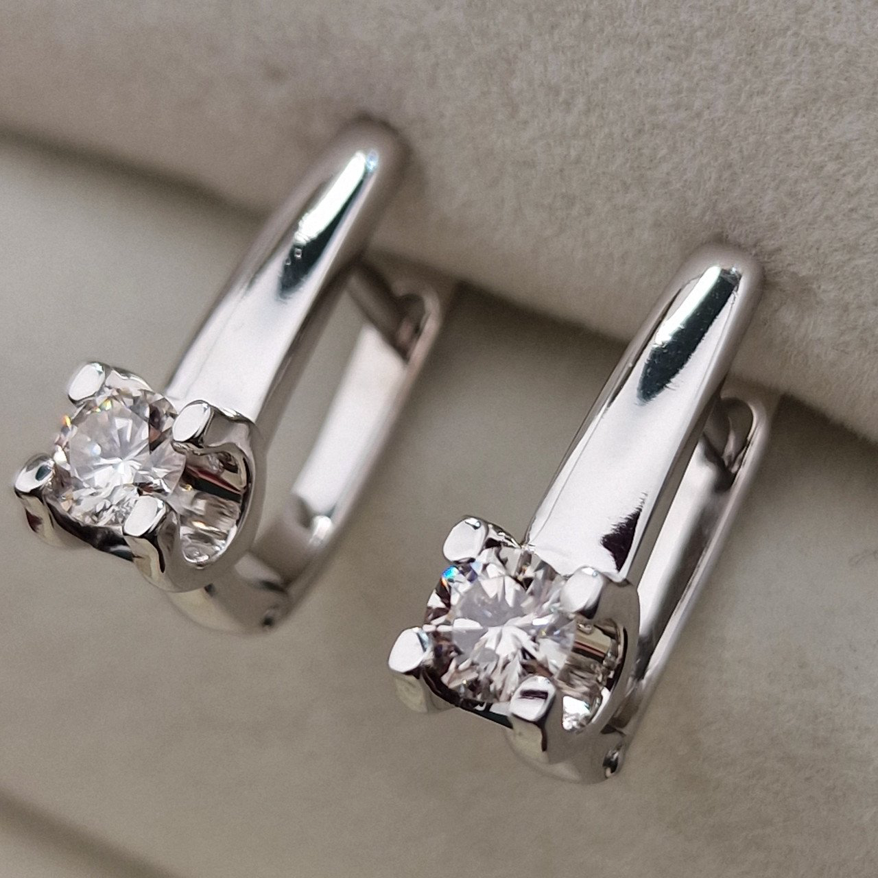 Серьги Deimantas 103610493 3,39гр 0,48ct. купить,NaN