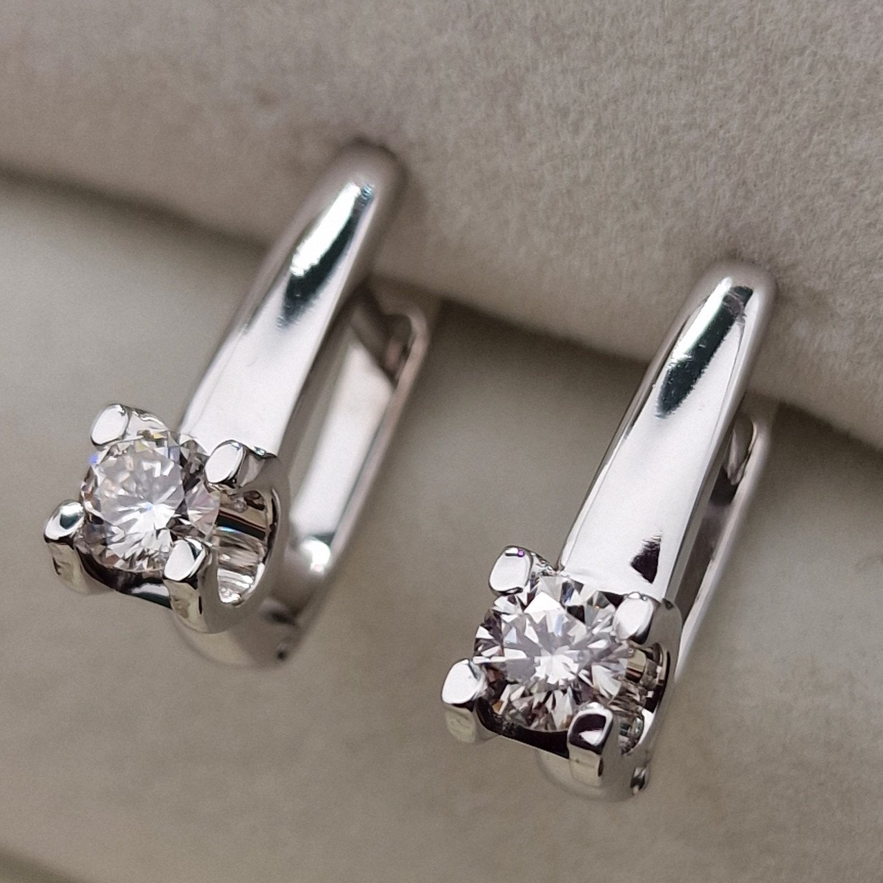 Серьги Deimantas 103610493 3,39гр 0,48ct. купить,NaN