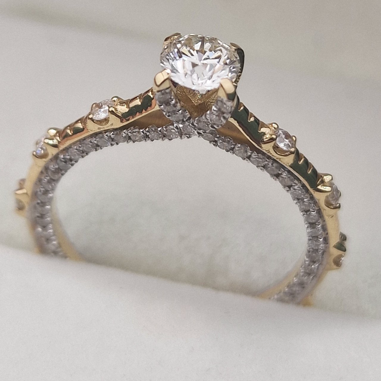 Кольцо Deimantas 104840573 17р 2,8гр 0,93ct. купить,NaN