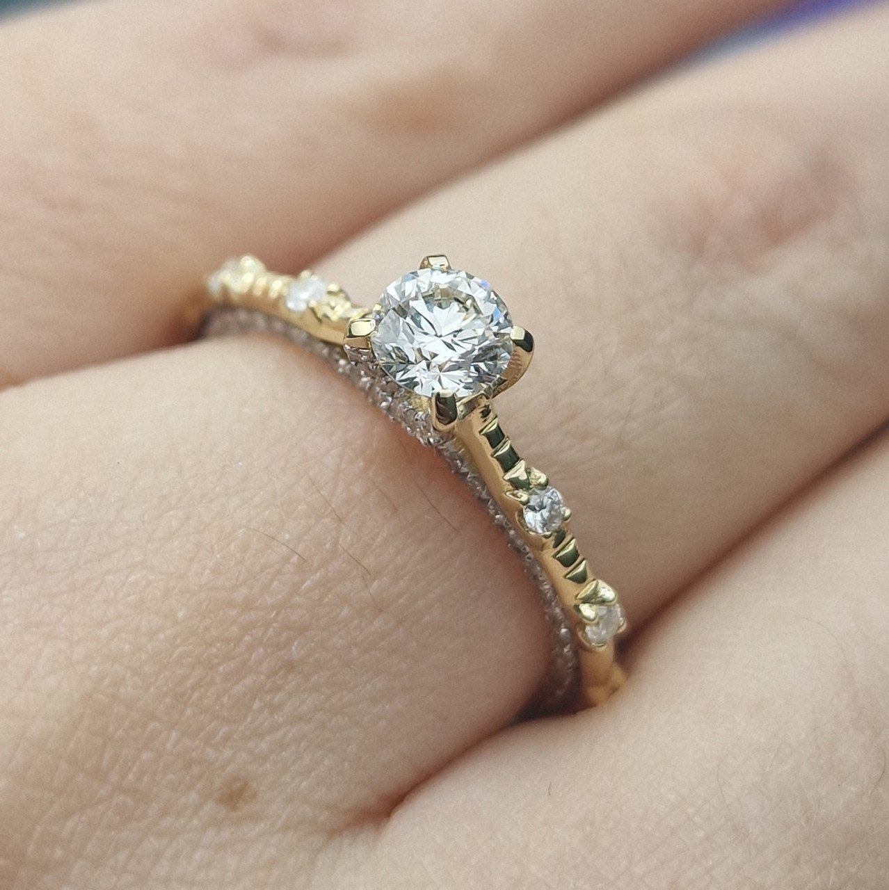 Кольцо Deimantas 104840573 17р 2,8гр 0,93ct. купить,NaN