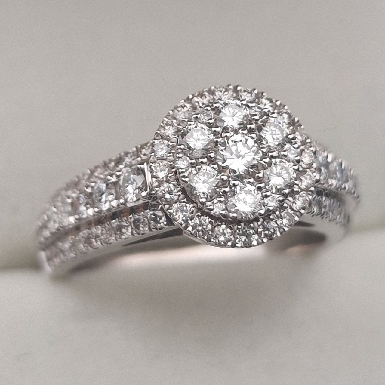 Кольцо Deimantas 104840679 18р 7,92гр 1,15ct. купить,NaN