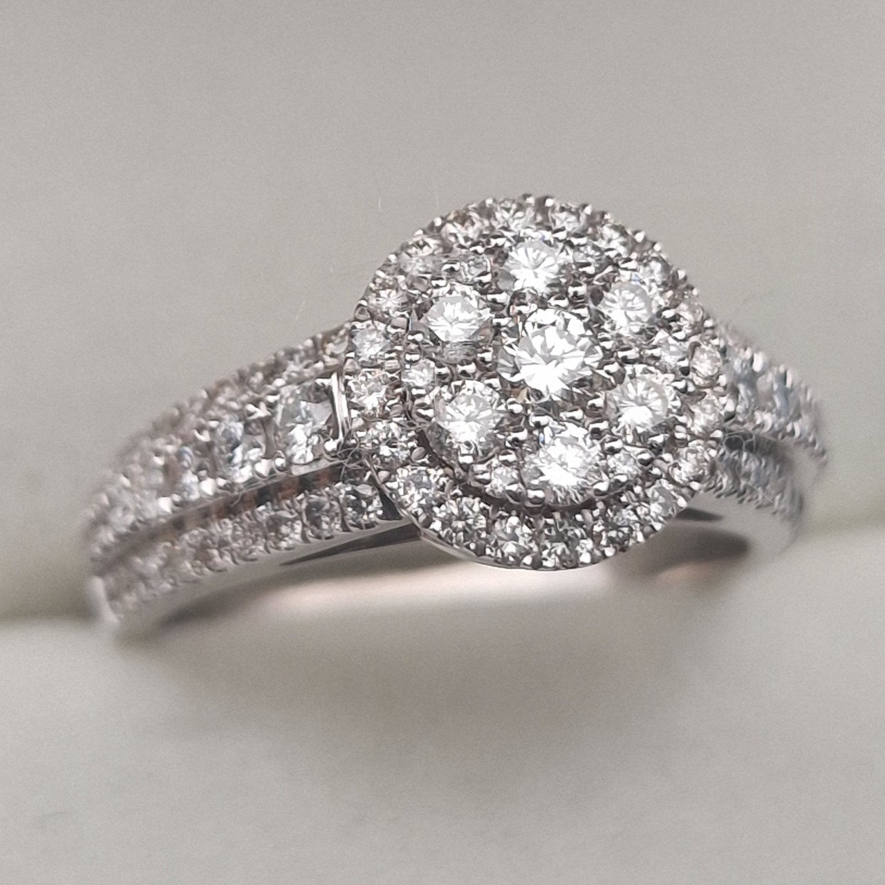 Кольцо Deimantas 104840679 18р 7,92гр 1,15ct. купить,NaN
