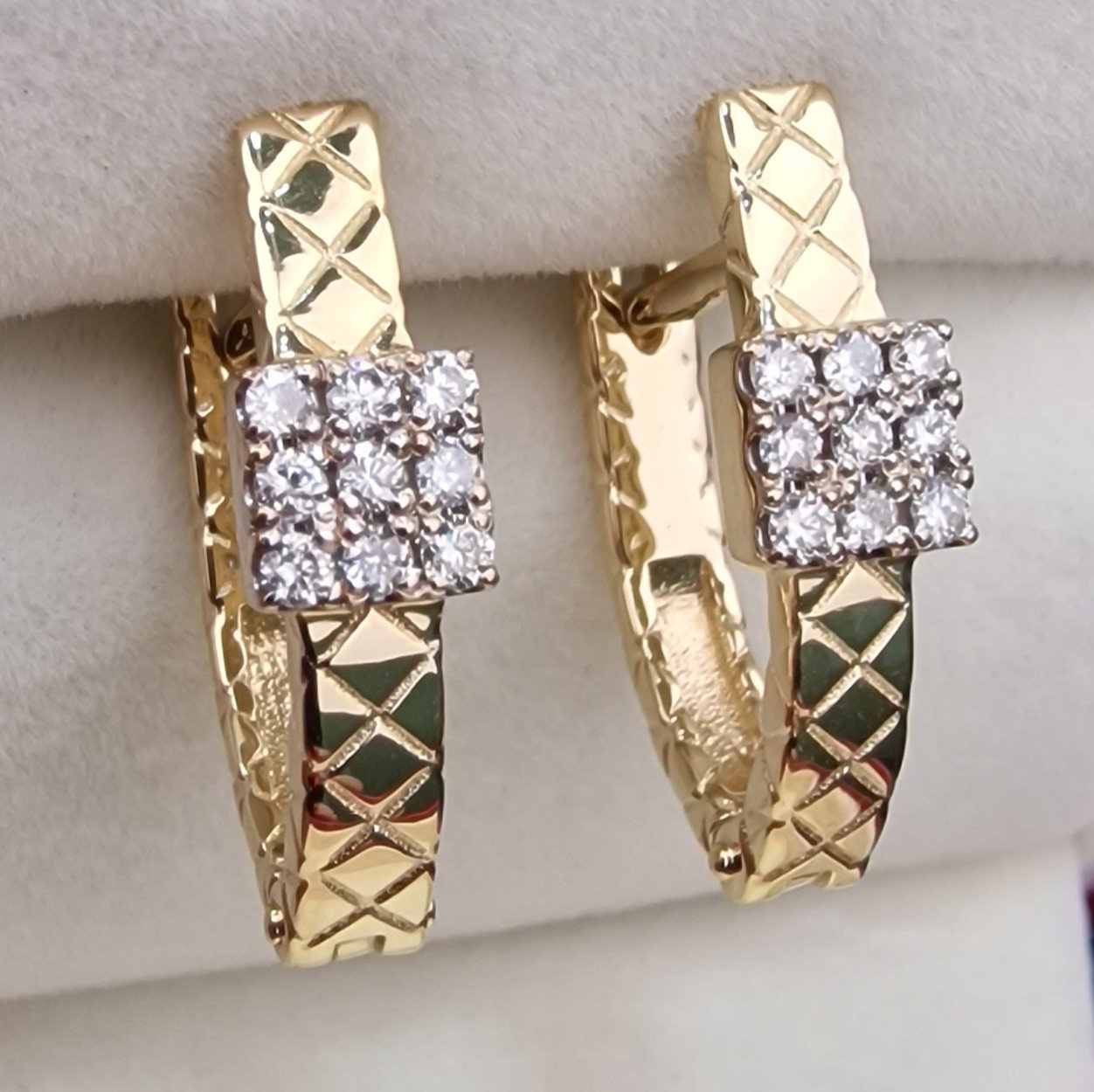 Серьги Deimantas 105082637 4,45гр 0,268ct. купить,NaN