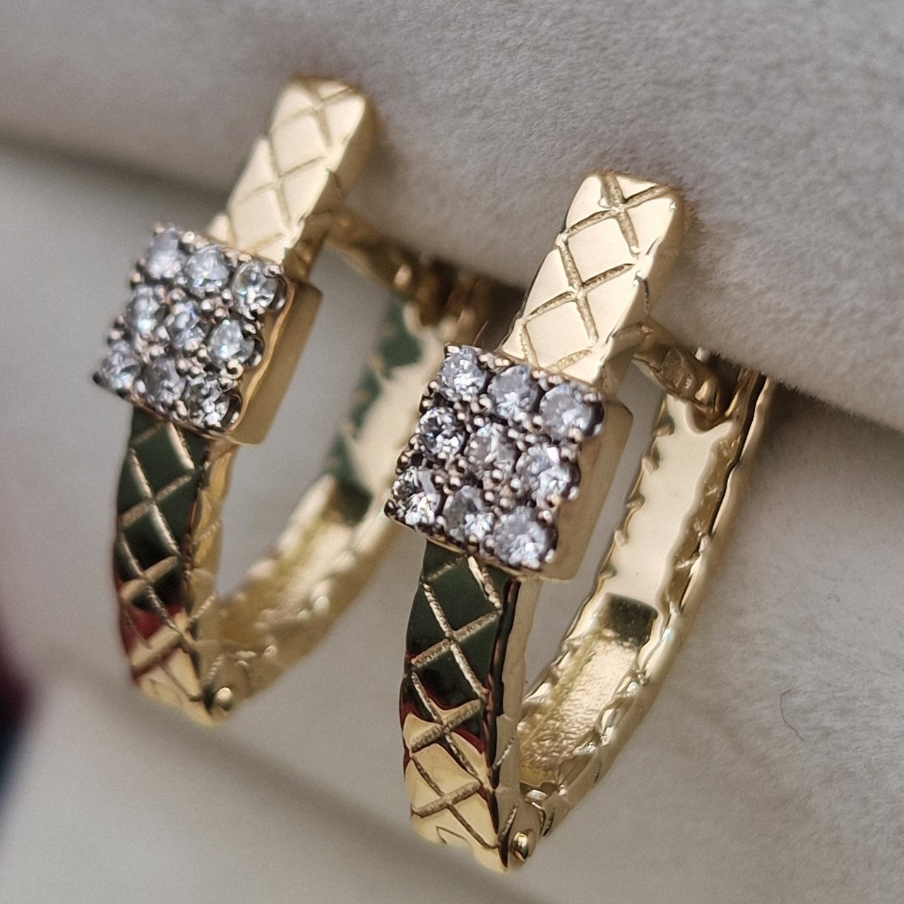 Серьги Deimantas 105082637 4,45гр 0,268ct. купить,NaN