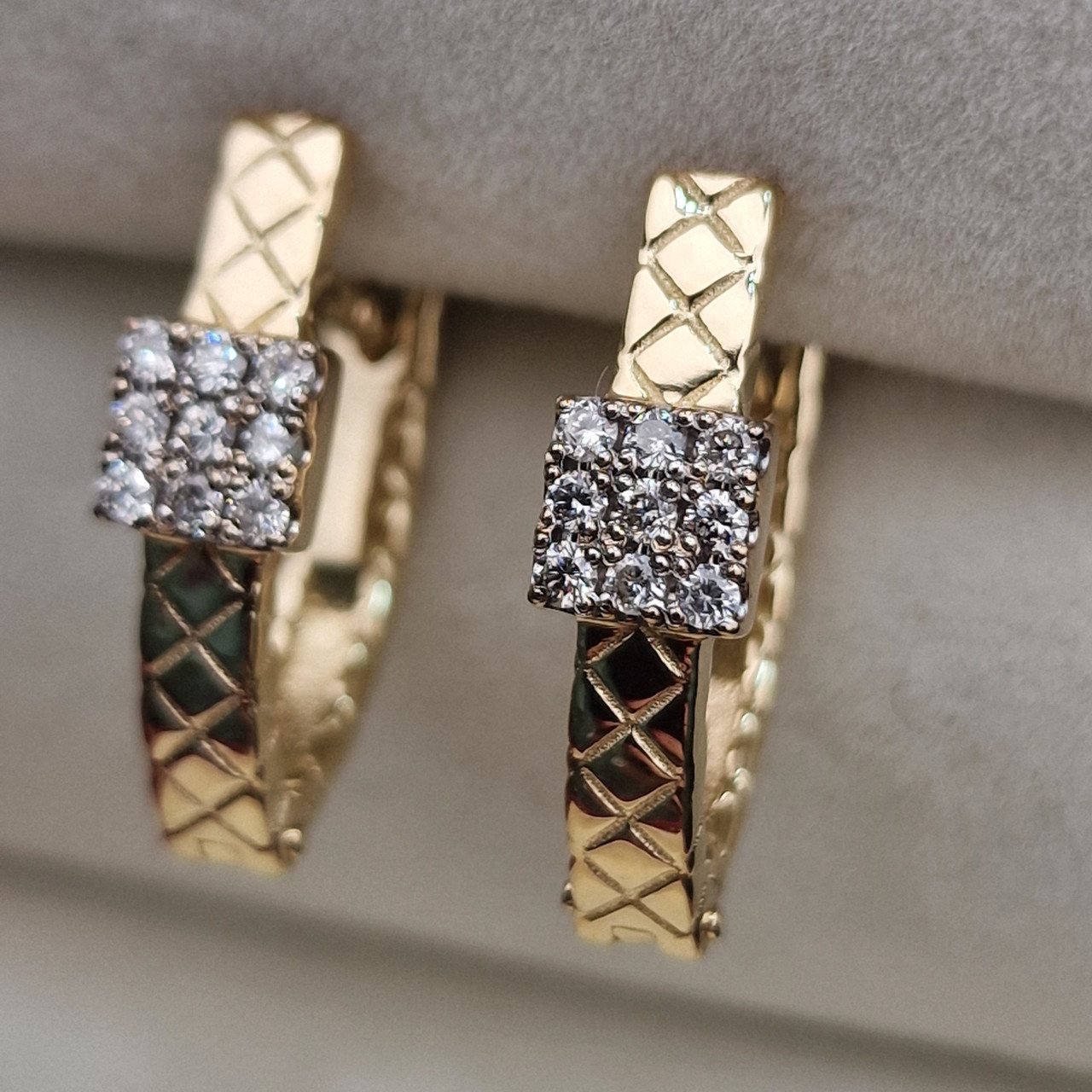 Серьги Deimantas 105082637 4,45гр 0,268ct. купить,NaN
