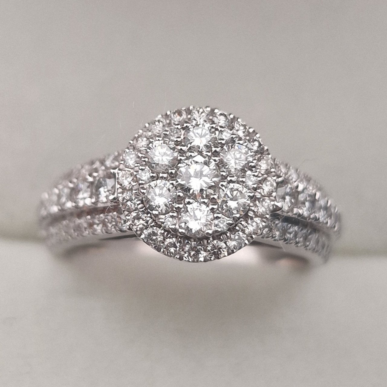 Кольцо Deimantas 104840679 18р 7,92гр 1,15ct. купить,NaN