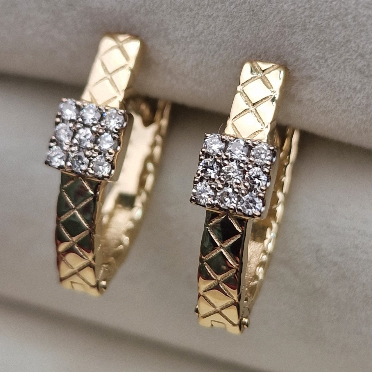Серьги Deimantas 105082637 4,45гр 0,268ct. купить,NaN