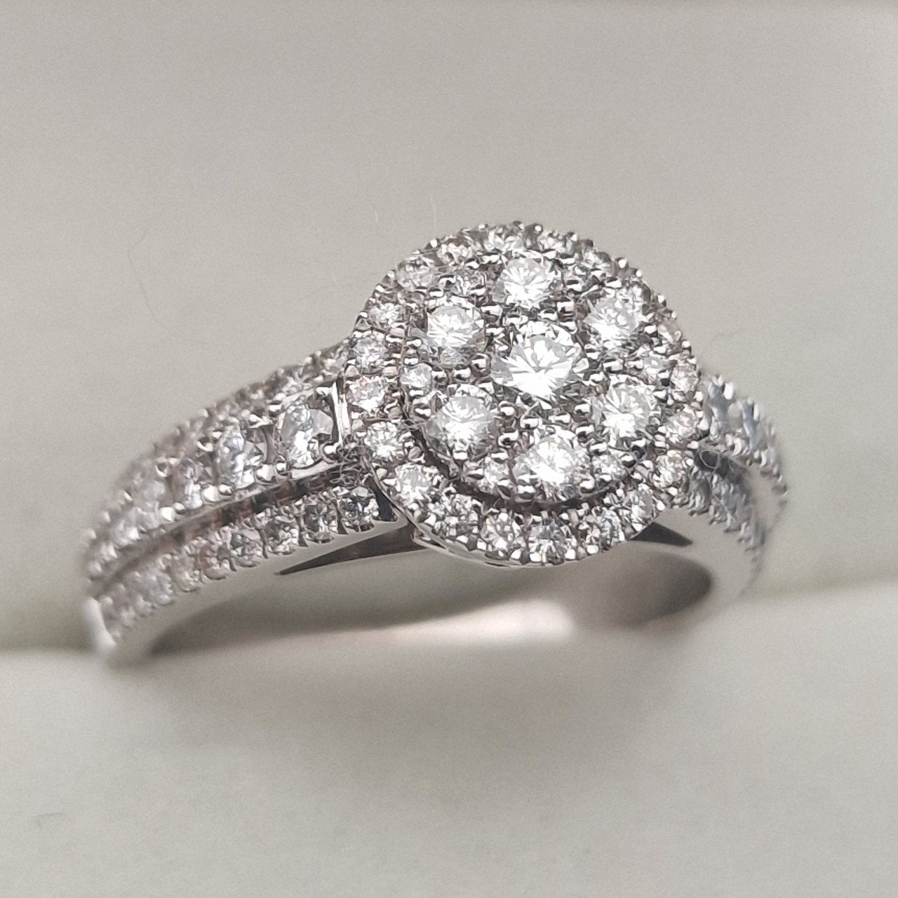 Кольцо Deimantas 104840679 18р 7,92гр 1,15ct. купить,NaN