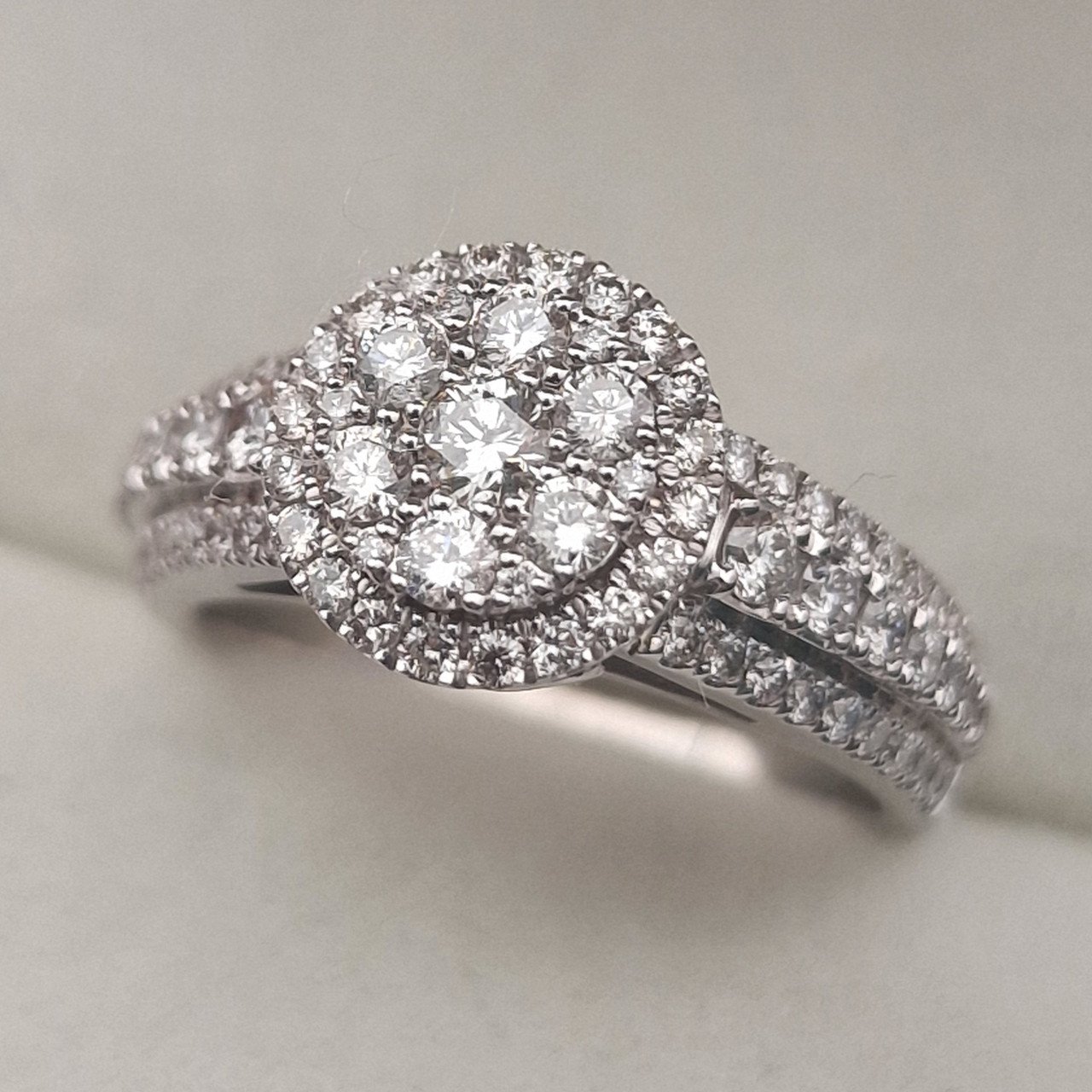 Кольцо Deimantas 104840679 18р 7,92гр 1,15ct. купить,NaN