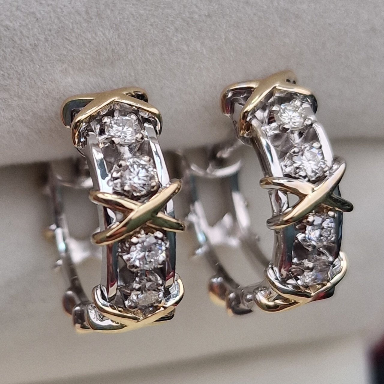 Серьги Deimantas 105082654 6,06гр 0,336ct. купить,NaN