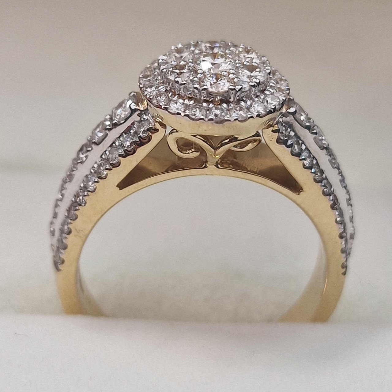 Кольцо Deimantas 104840754 18р 7,85гр 1,15ct. купить,NaN