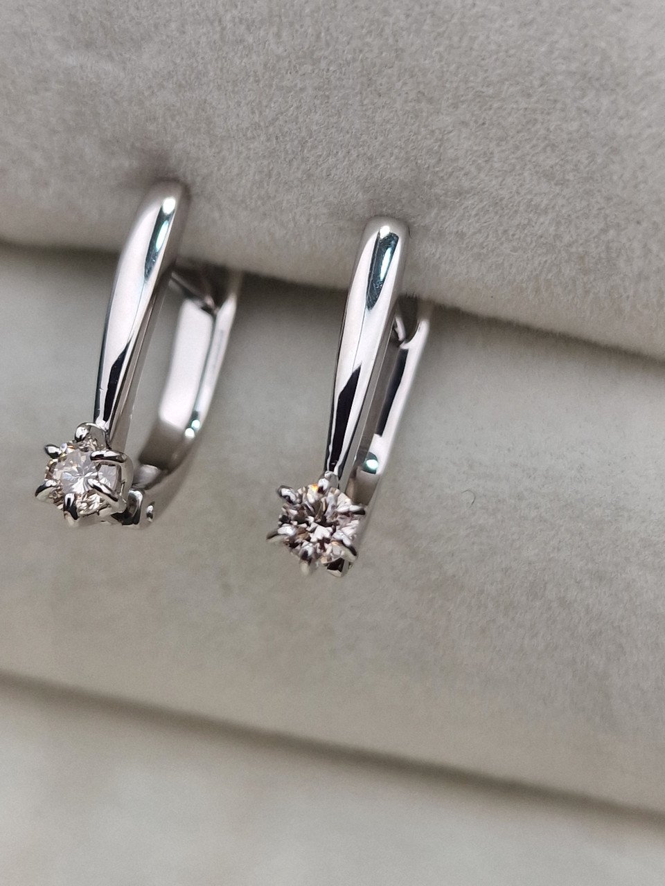 Серьги Deimantas 105082668 2,52гр 0,28ct. купить,NaN