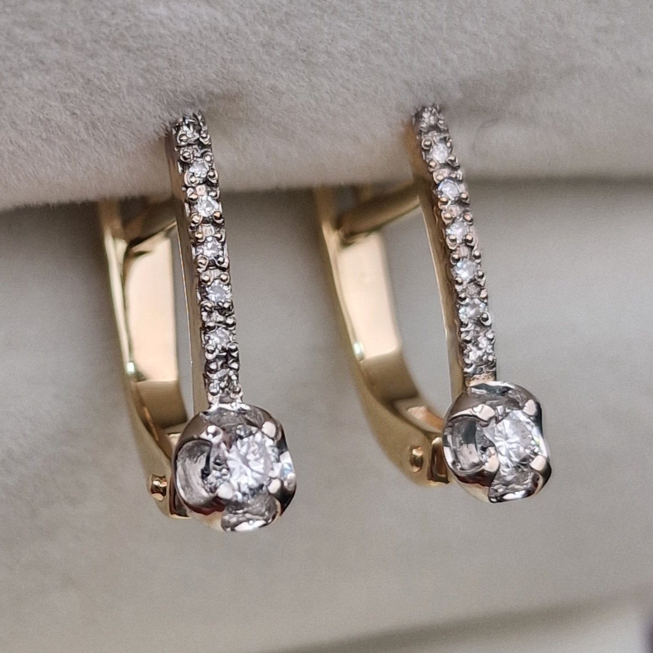 Серьги Deimantas 105082662 2,21гр 0,176ct. купить,NaN
