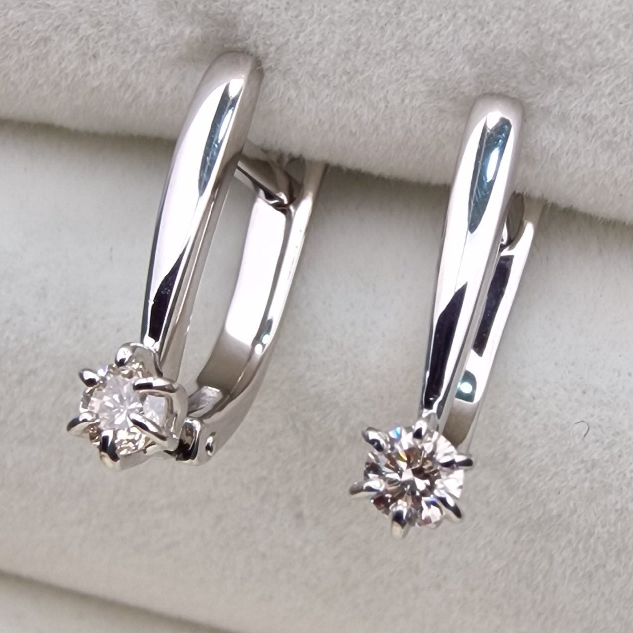Серьги Deimantas 105082668 2,52гр 0,28ct. купить,NaN