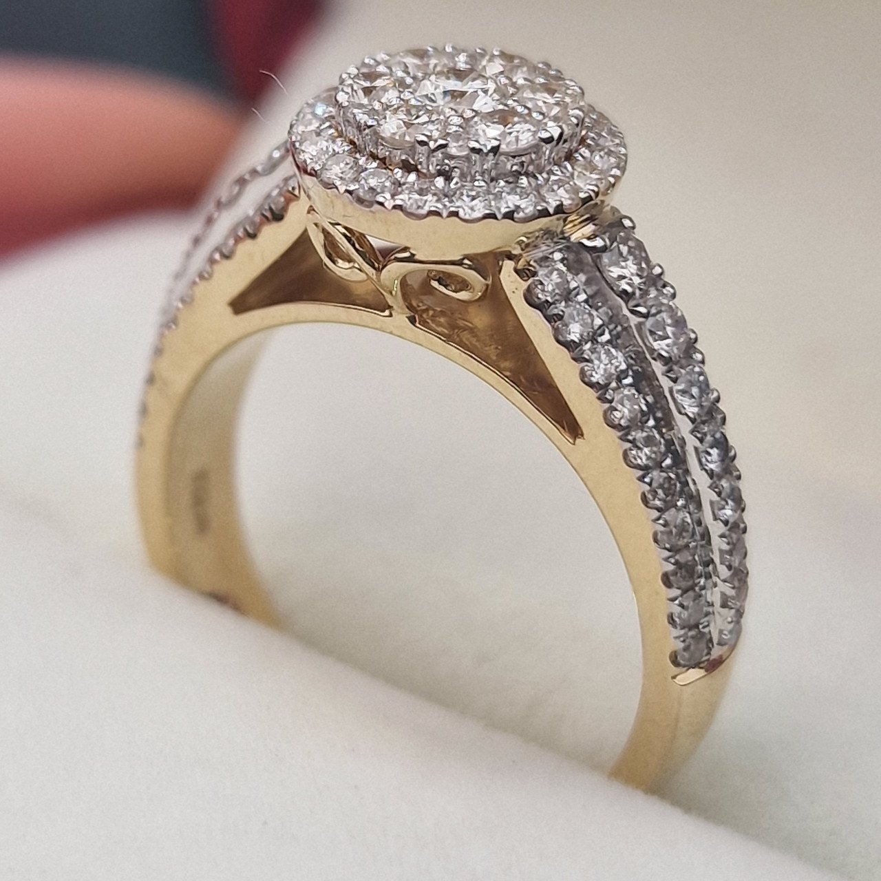 Кольцо Deimantas 104840754 18р 7,85гр 1,15ct. купить,NaN