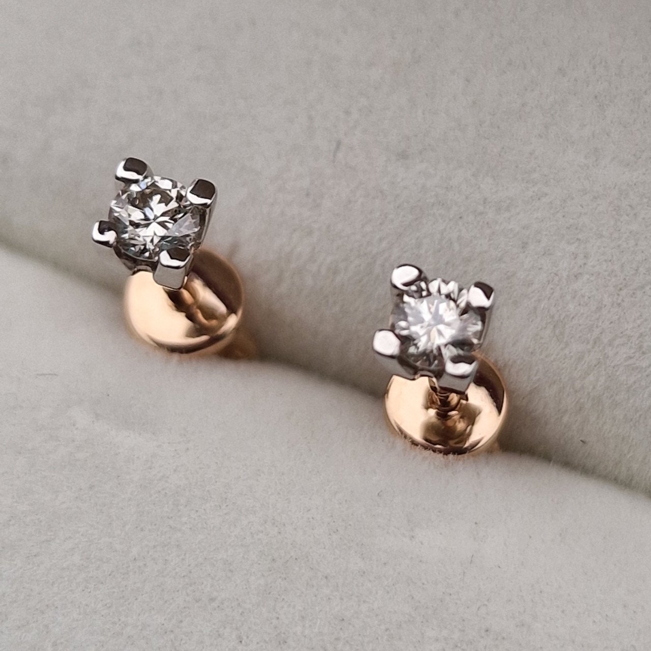 Серьги Deimantas 103670793 1,34гр 0,26ct. купить,NaN