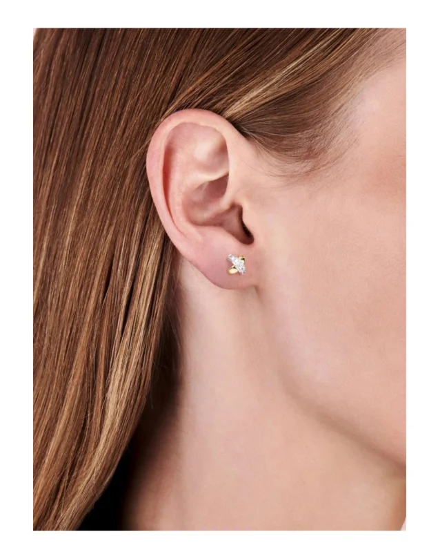 Серьги Tirisi Kisses TM7106D(2P) желтое золото 0,21гр, серебро 0,95гр купить,200000
