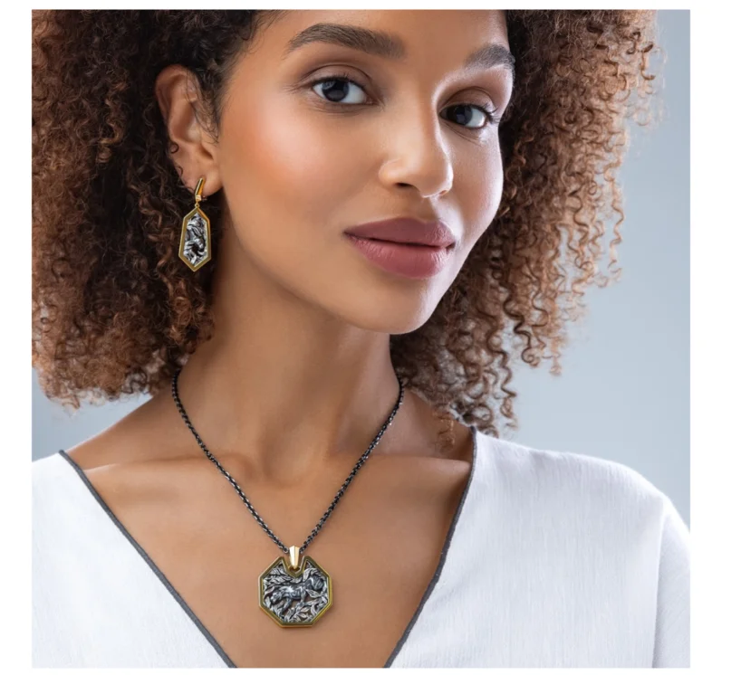 Серьги Carrera y Carrera 2083 желтое золото 9.49гр купить,NaN