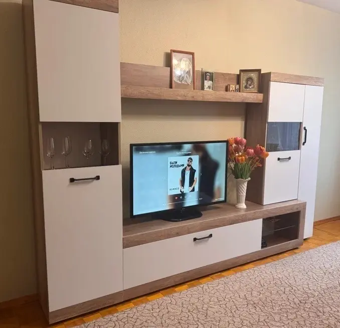 Комплект для гостиной Тесла ГС-01, белый, золотой купить,NaN