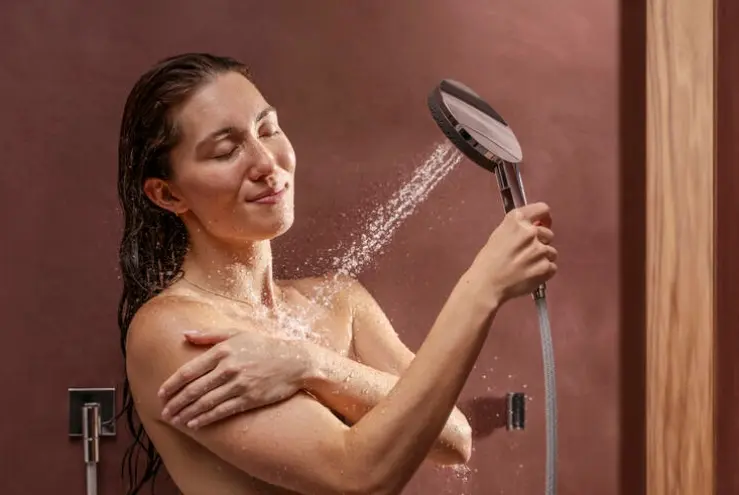 Hansgrohe лейка для душа (шланг в комплекте) Raindance Alive Select S 3jet EcoSmart 24611000 купить,NaN