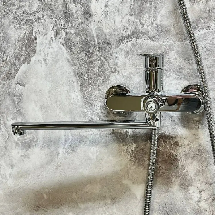 Смеситель для ванны Haiba HB22590, латунь, цвет хром купить,NaN