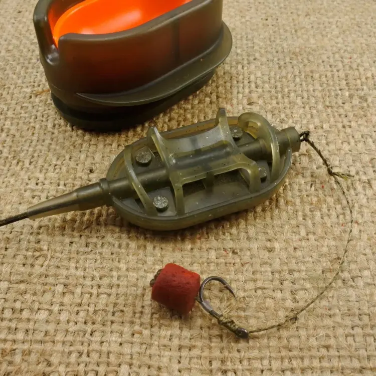 Orange Carp Roomy Flat Method_103855 открытая 40 г купить,NaN