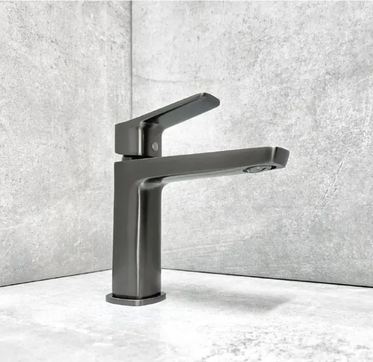 Смеситель Belz White House BELZ B10715-3, латунь, цвет стальной купить,NaN